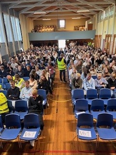 Bilde av Festsalen med elever