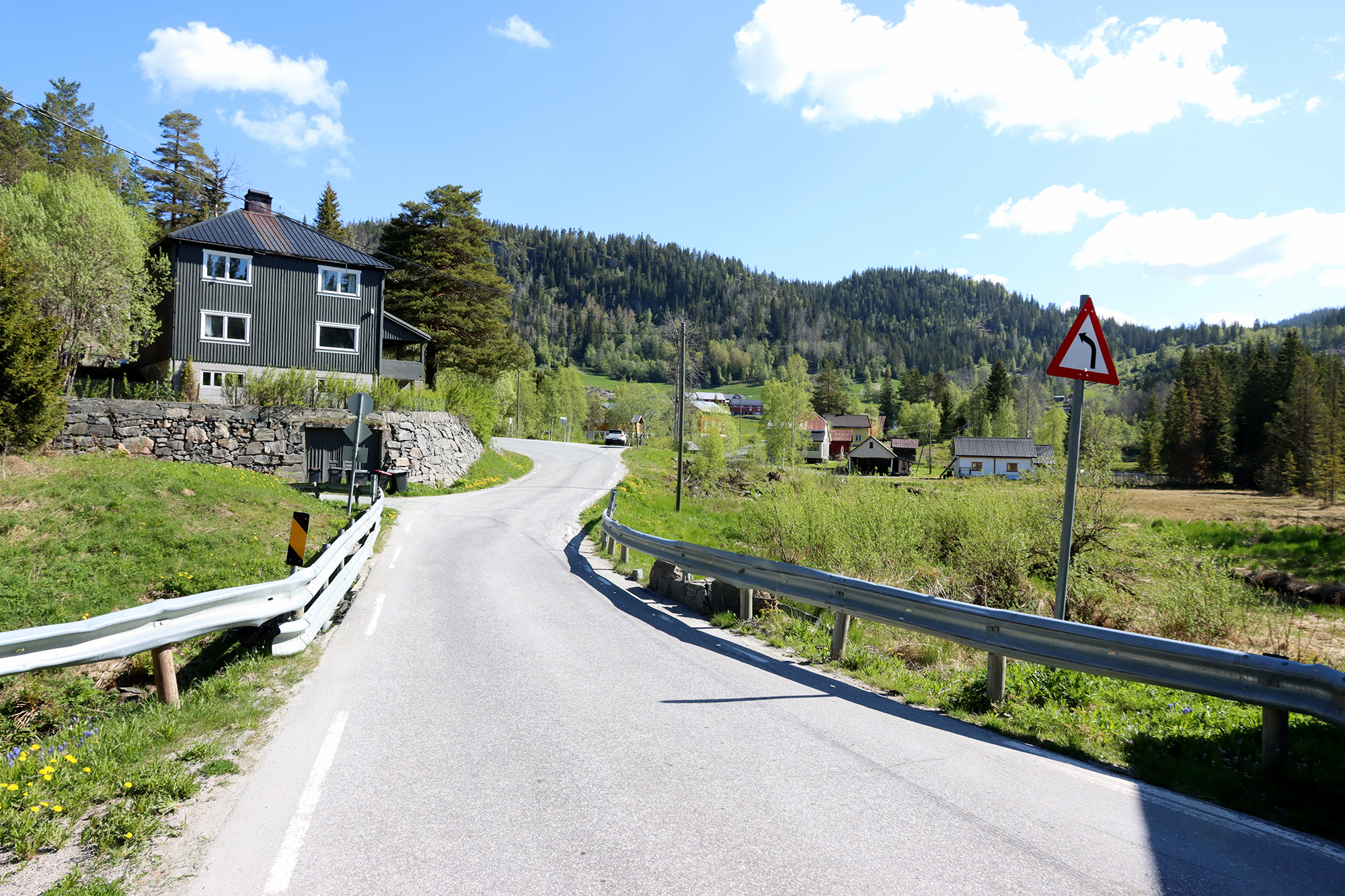Den gamle Vrengen bru er smal og uoversiktelig i tillegg til at den er sliten